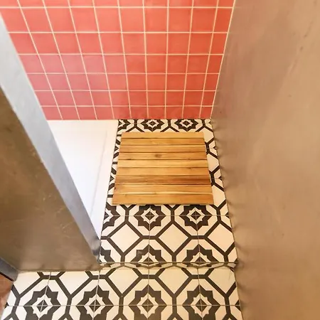 Apartment Bright 2, Fully Renovated In Center *