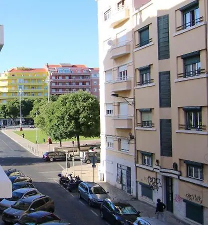 Bright 2, Fully Renovated In Center Apartmán